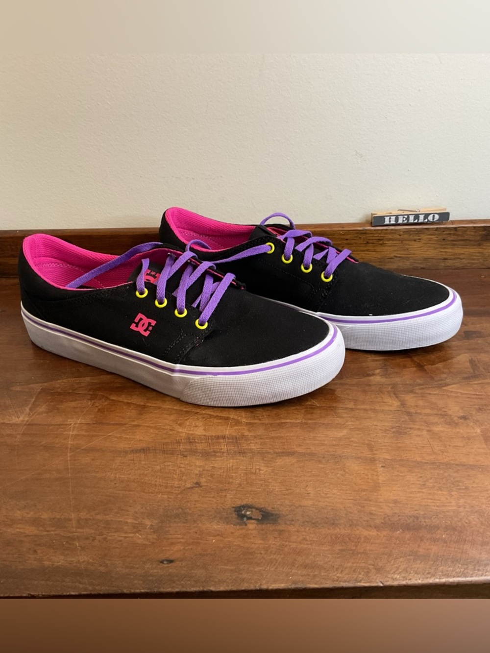 DC Shoes Trase ADJS300298 Black Fluorescent Skate Skateboard Women’s 9.5